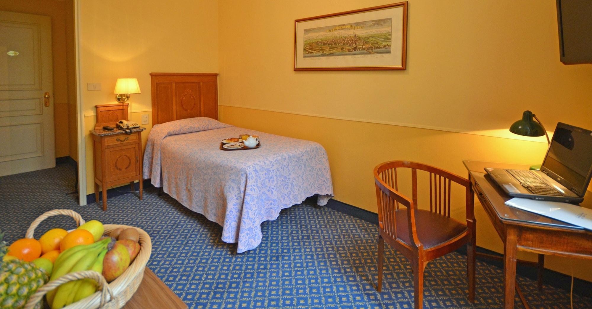 Hotel Roma e Rocca Cavour Torino Esterno foto