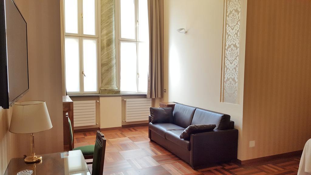 Hotel Roma e Rocca Cavour Torino Esterno foto